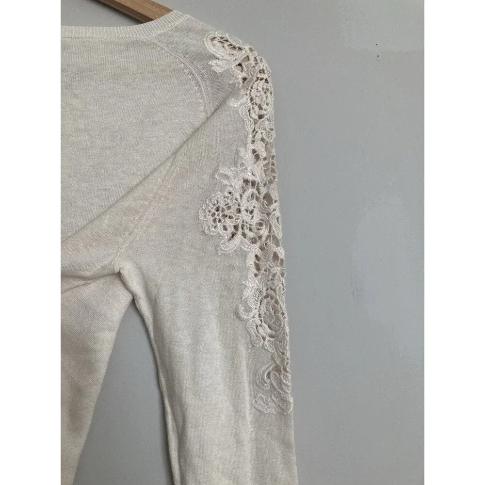 New LOFT Lace Appliqué Knit Sweater LARGE Ivory Long Sleeve